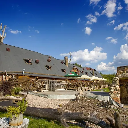 Hotel Kocourkov Hlinsko